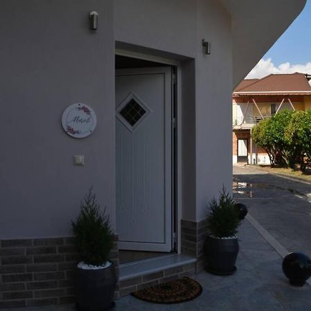 Marieli Apartment Perama  Экстерьер фото