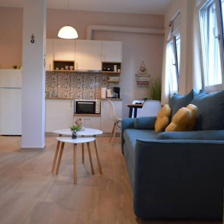 Marieli Apartment Perama  Экстерьер фото